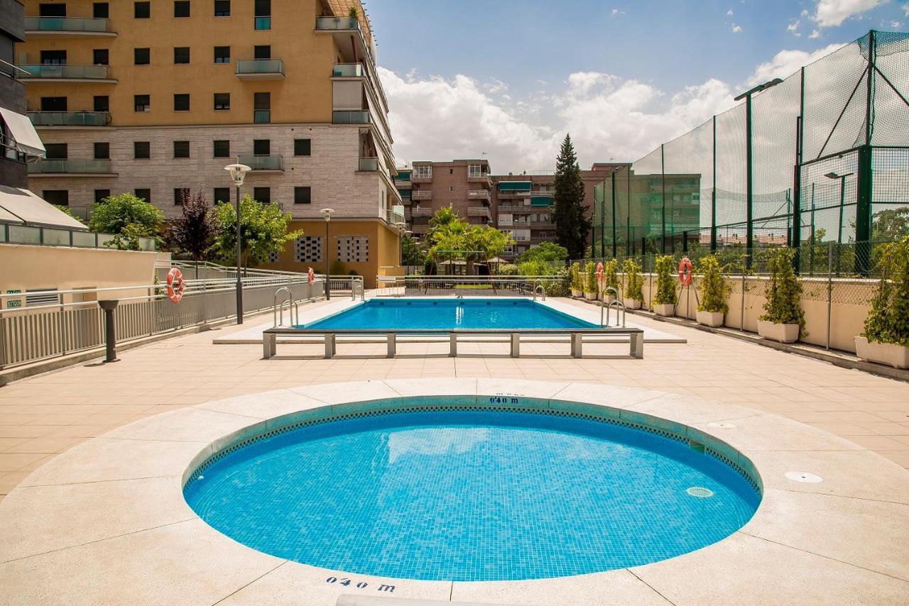 דירות Enjoygranada Lujo Piscina Y Parking מראה חיצוני תמונה
